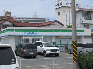 三浦海岸のファミリーマート